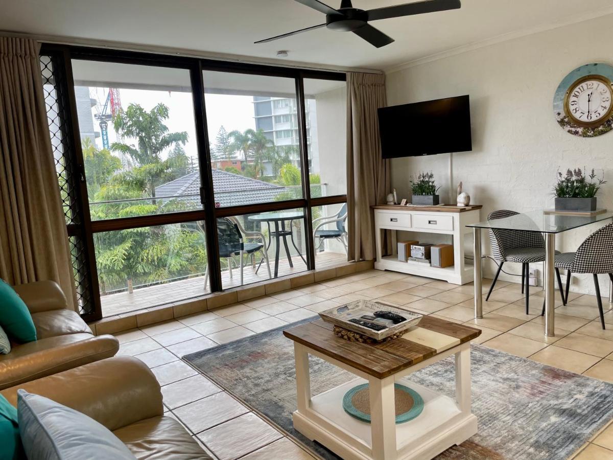 Burleigh Palms Holiday Apartments Gold Coast Eksteriør billede