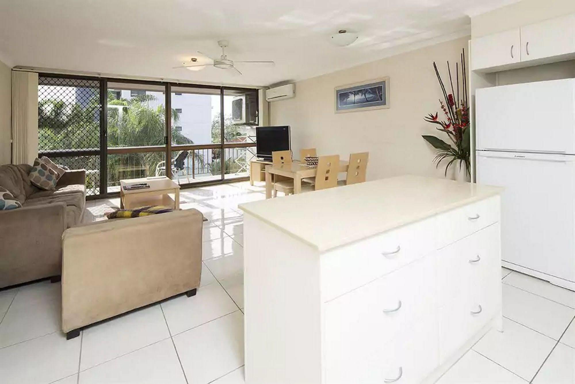 Burleigh Palms Holiday Apartments Gold Coast Eksteriør billede