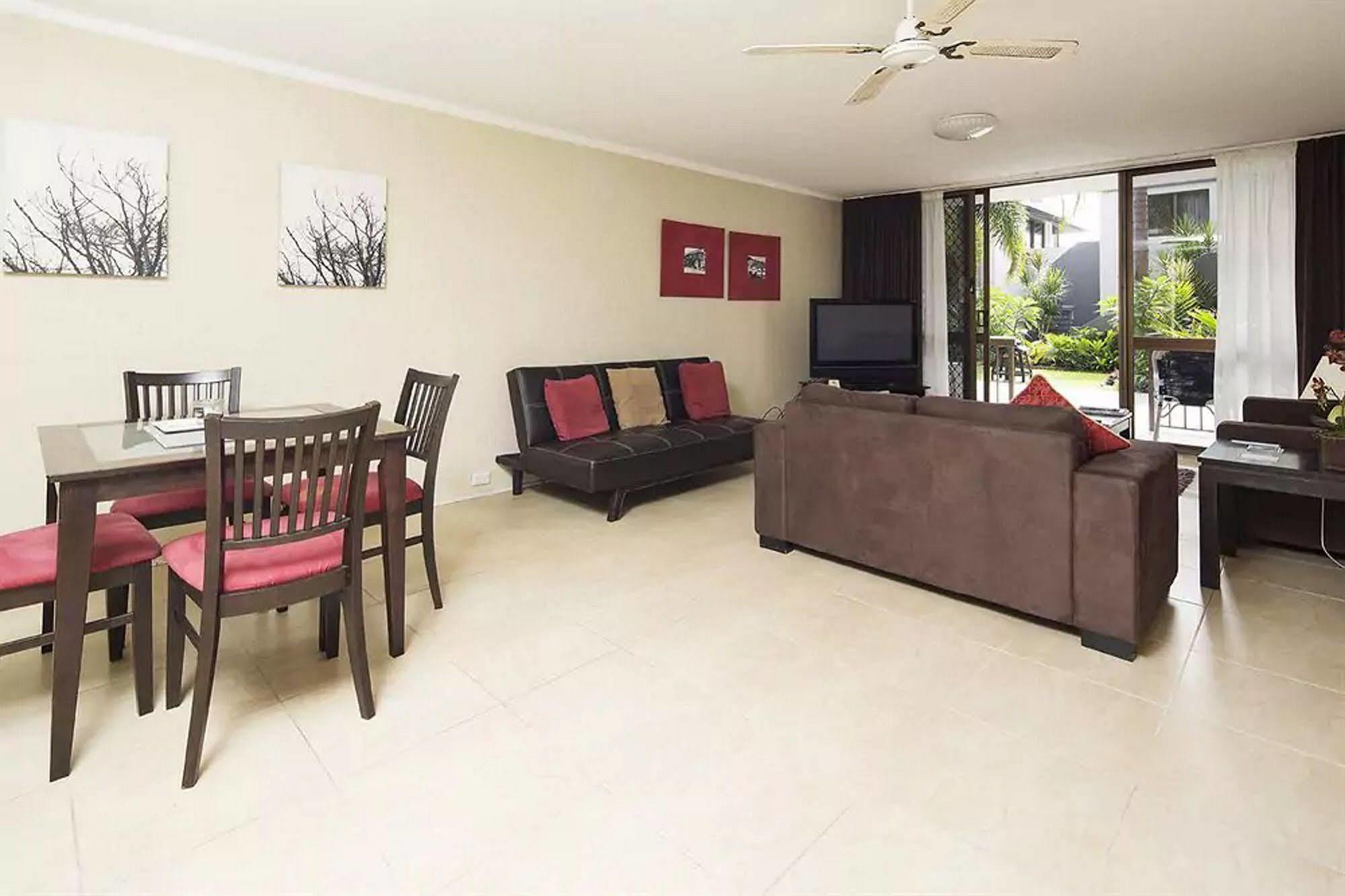 Burleigh Palms Holiday Apartments Gold Coast Eksteriør billede